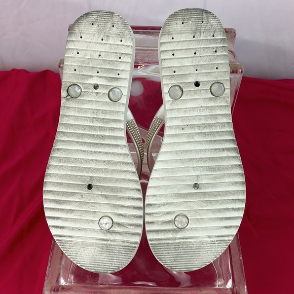 Rhinestone Flip Flops sz 7/8 - Picture 6 of 11